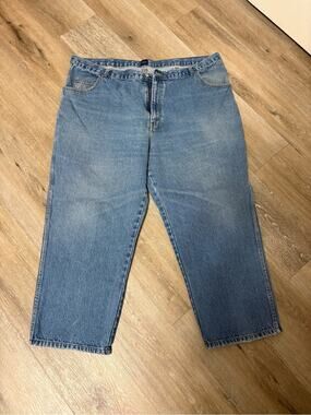 Basic Editions Men Blue Light Wash Straight Leg Jeans Size 46W x 30L